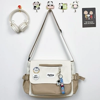 Хаки космический значок