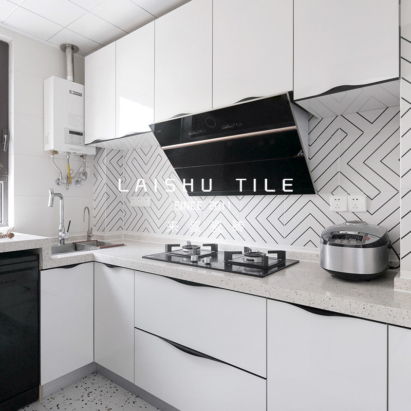 Lai uncle plum maze fish bone black and white non-slip full ceramic tile kitchen powder room tile toilet floor tile