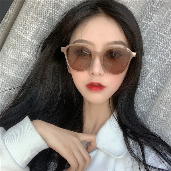 Kính râm nữ phiên bản Hàn Quốc của thủy triều 2019 mới in mạng màu nâu đỏ đường phố mặt tròn retro là kính râm mỏng cá tính - Swiss Army Knife bộ dụng cụ đa năng của Nhật