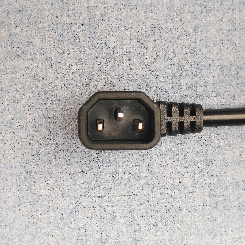 Love Fashion Electric Car Accessories Power Cable Gps Plug