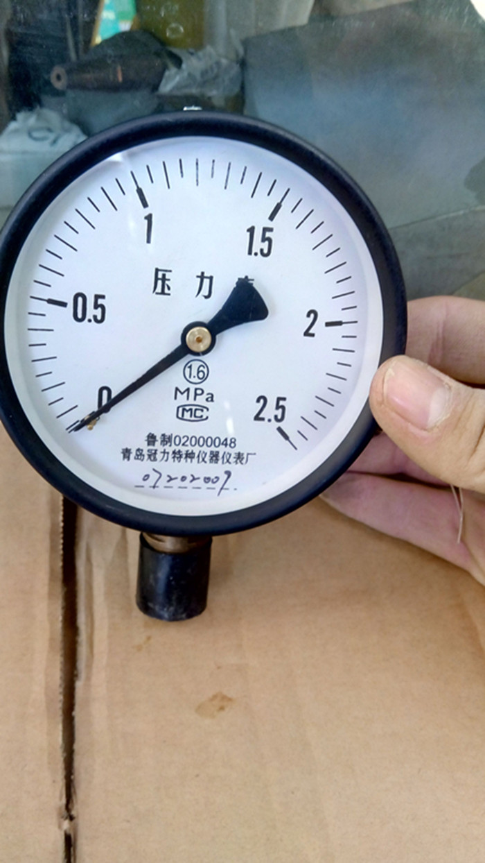 Qingdao Guanli pressure gauge Y100 ordinary pressure gauge barometer water pressure gauge 0 611 6 full specification