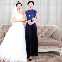 Happy mother-in-law wedding dress noble gown young Heqing embroidered wedding mother dress mother-in-laws long autumn winter one-piece dress