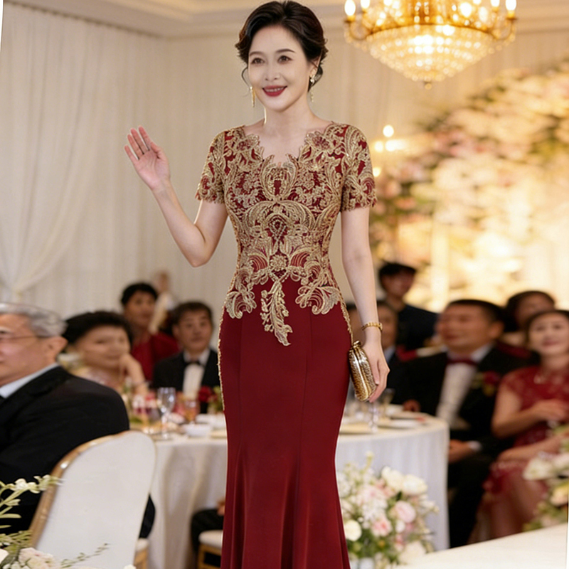 High-End Mother-Of-The-Bride Wedding Dress, Elegant 2026 New Summer Style, Sophisticated for Petite Young Mothers-In-Law