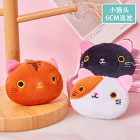 Глубокая хвоя котенок хаки