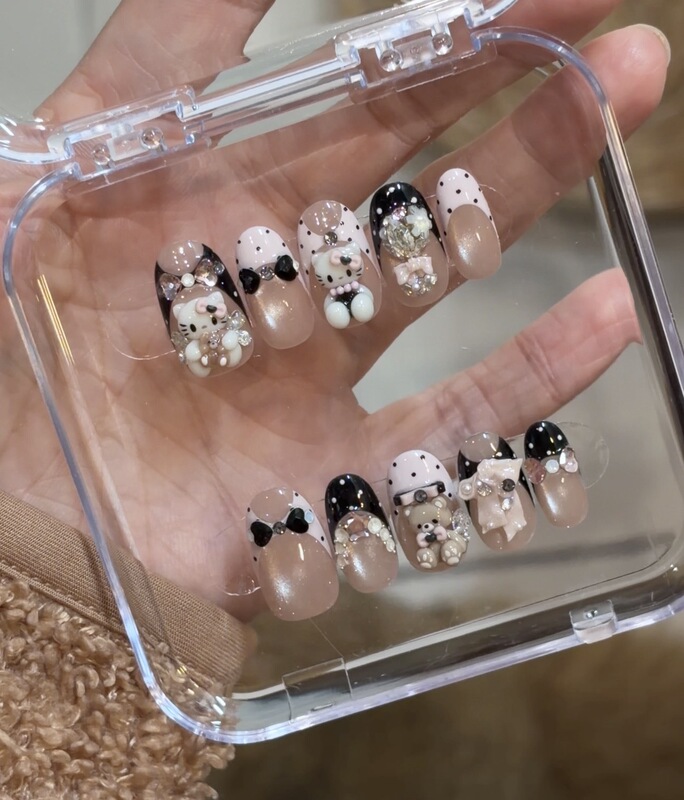 「Polka Dot Lady」Mokoo|Gold+Zirconium 「Polka Dot Lady」Mokoo|Gold+Zirconium