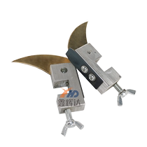 Glue machine scraper on the glue machine desktop glue machine scraper fly to the assembly line scraper