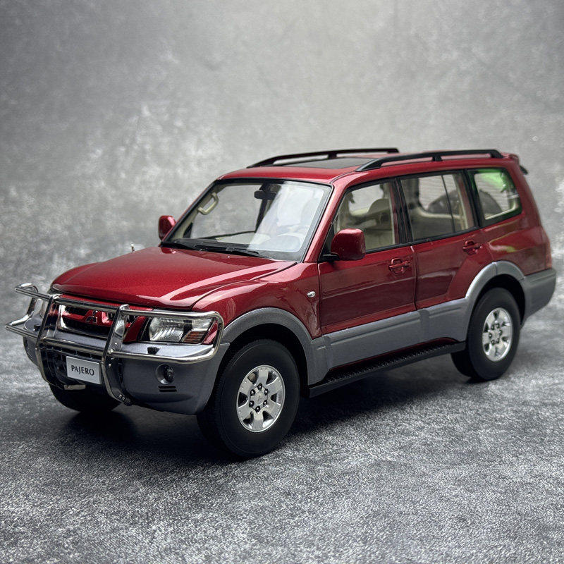 YC Model 1:18 三菱帕杰罗V73合金全开模型，超还原的梦幻玩具！(๑•̀ㅂ