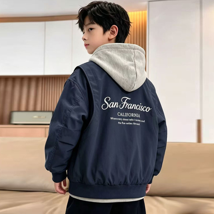 Boys' Autumn Outfit, Cool Hooded Baseball Jacket, New Style for Older Children, Spring and Autumn Fashionable and Trendy Jacket Top Boys' Autumn Outfit, Cool Hooded Baseball Jacket, New Style for Older Children, Spring and Autumn Fashionable and Trendy Jacket Top