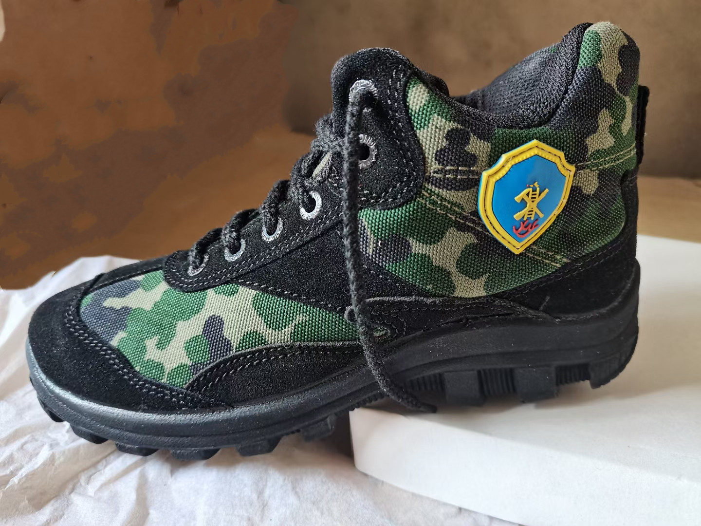 Clear Barn Break Code Special Price Treatment 05 Camouflated Training Shoes Climbing Non-slip Anti-Odor Large Feet Large Size size moulded high waist
