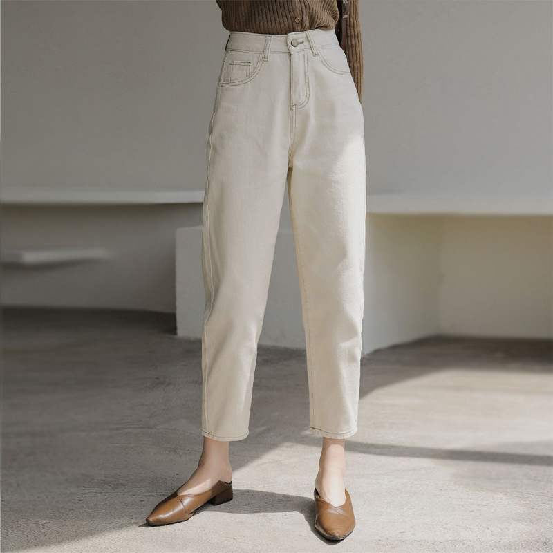 Pear-Shaped Figure Off-White Denim Pants for Women, Cropped Length, 2026 Spring/Summer Thin High-Waisted Loose Slimming Straight Carrot Pants