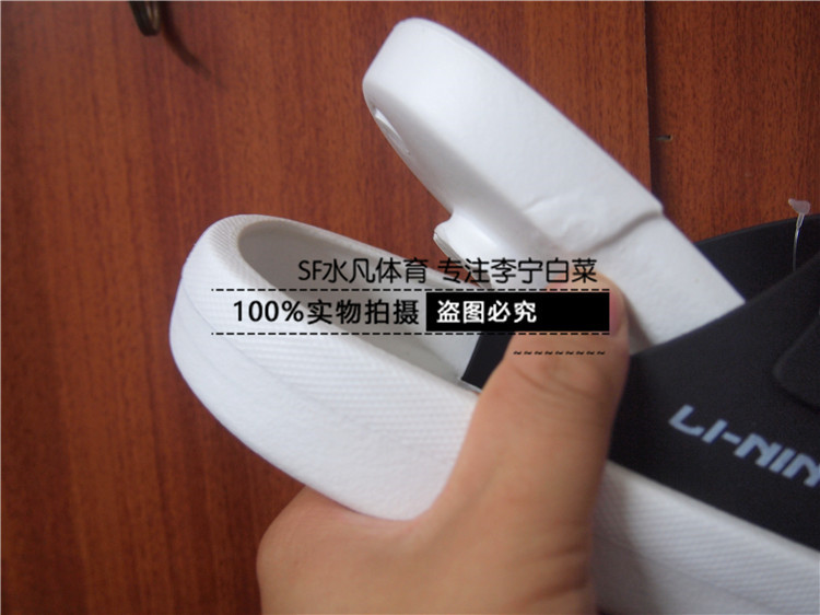 Li Ning dép đi trong nhà của nam giới giày mùa hè mới thể thao nhẹ giày bãi biển giày dép AGAN001-2 dép yeezy slide