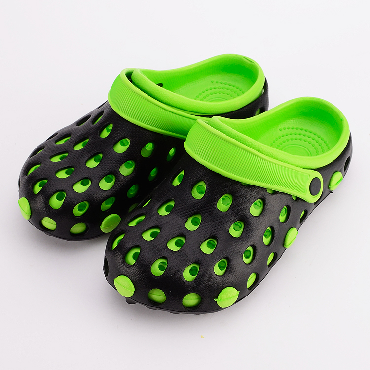 Giày lỗ nam và nữ dép đi biển cha mẹ trẻ em mùa hè đôi mẫu nhà dép giải trí và dép đế dày sneaker nam