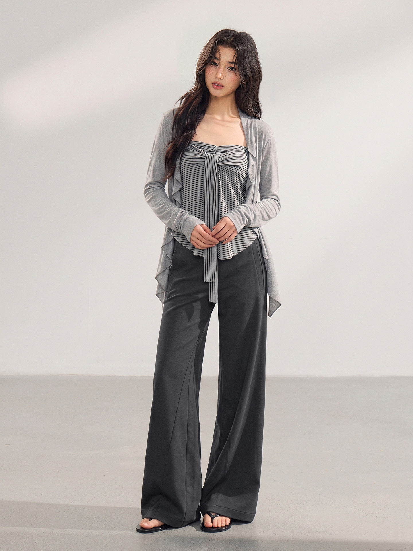 WITHMIN Dark Gray Straight-Leg Trousers