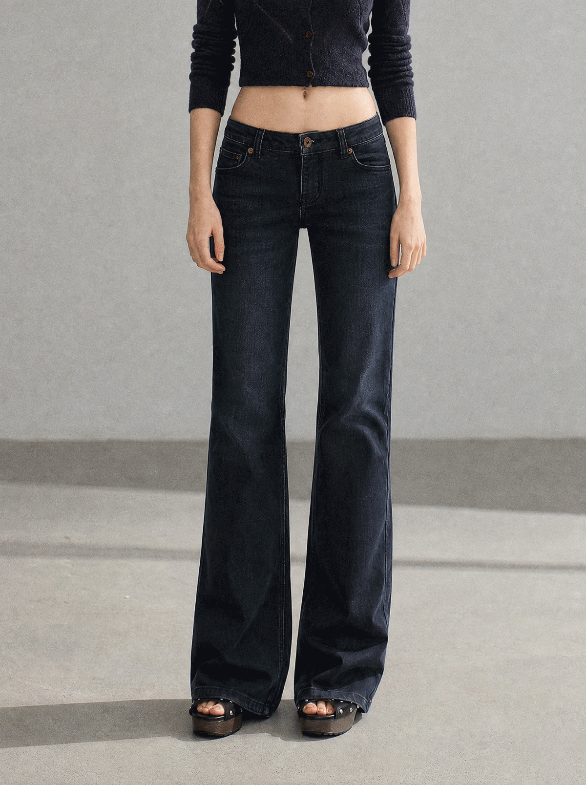WITHMIN Dark Blue Straight-Leg Jeans