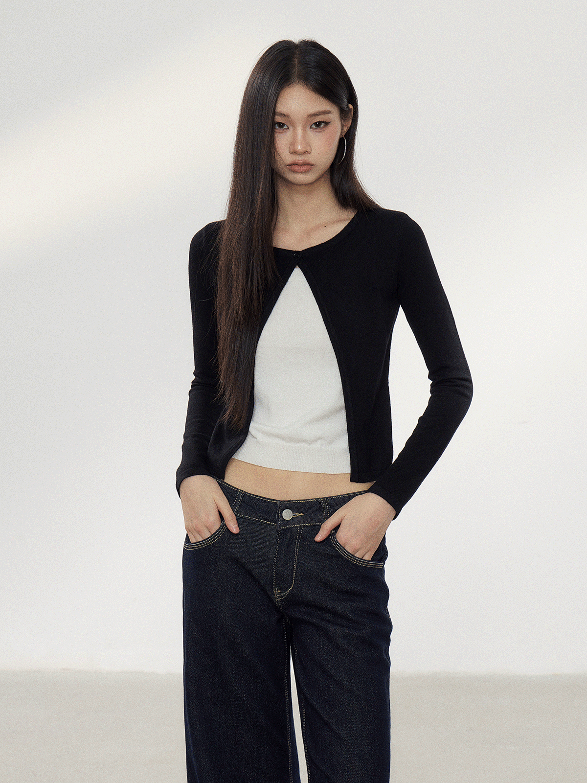 WITHMIN Black and White Layered-Look Slim-Fit Long-Sleeve Tee