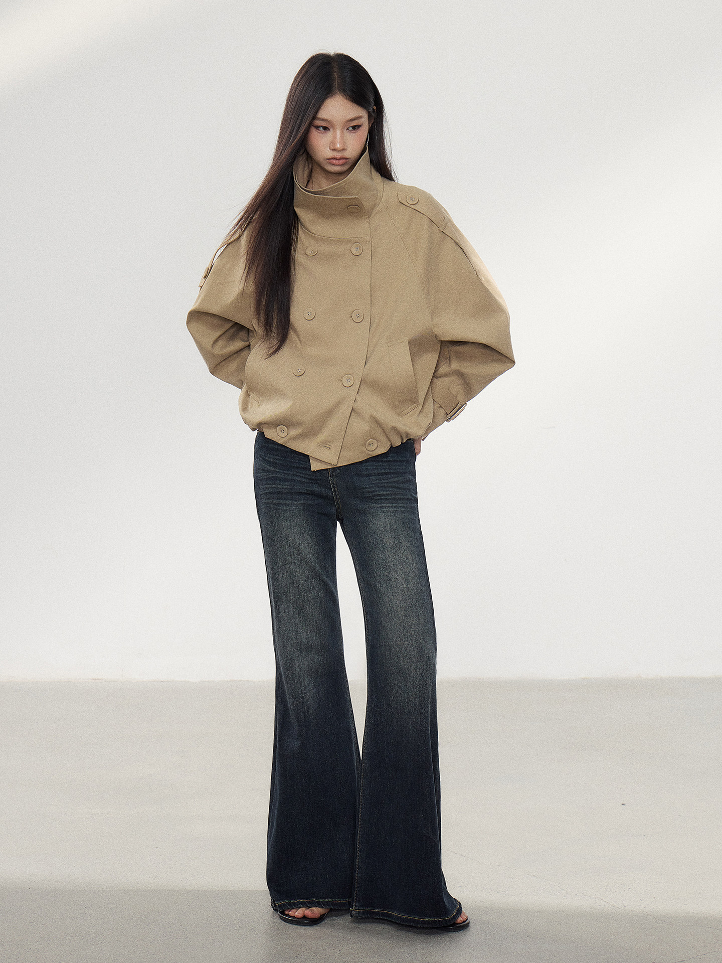 WITHMIN Khaki Double-Breasted Cropped Jacket
