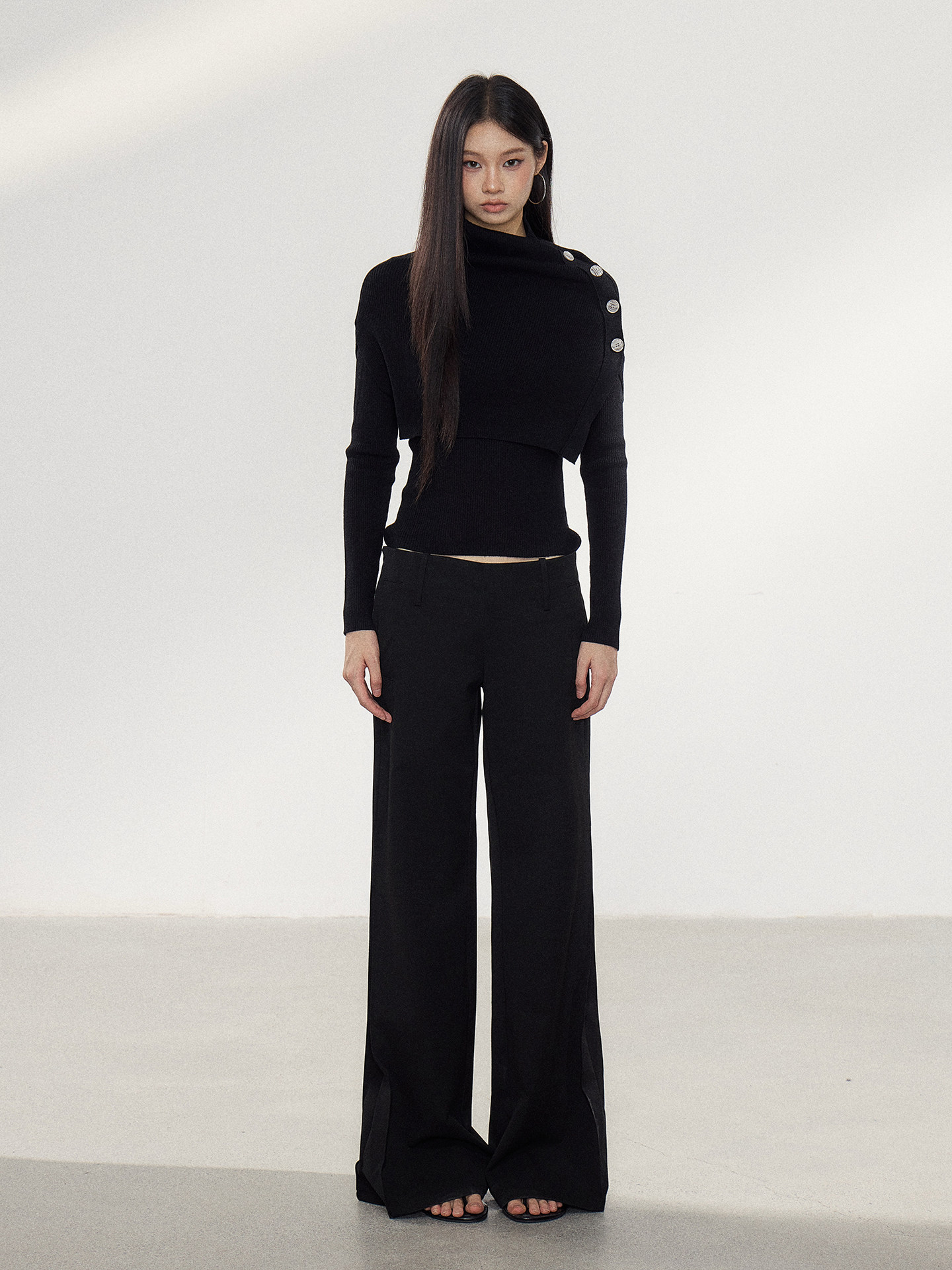 WITHMIN Low-Waist Straight-Leg Trousers