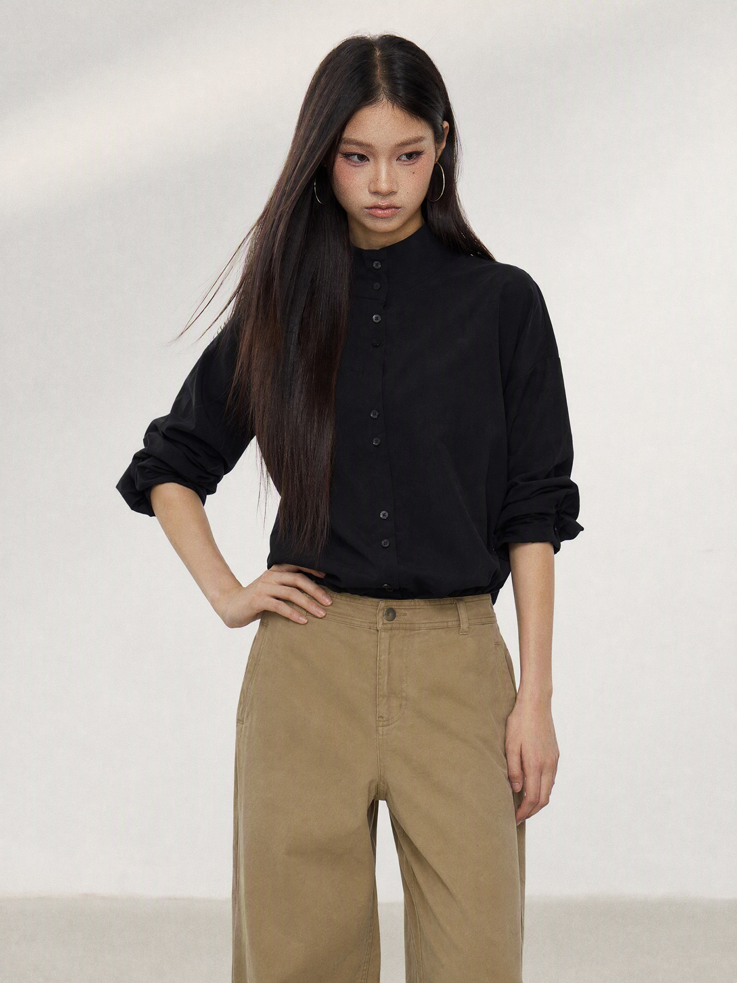 WITHMIN Black Stand-Collar Shirt