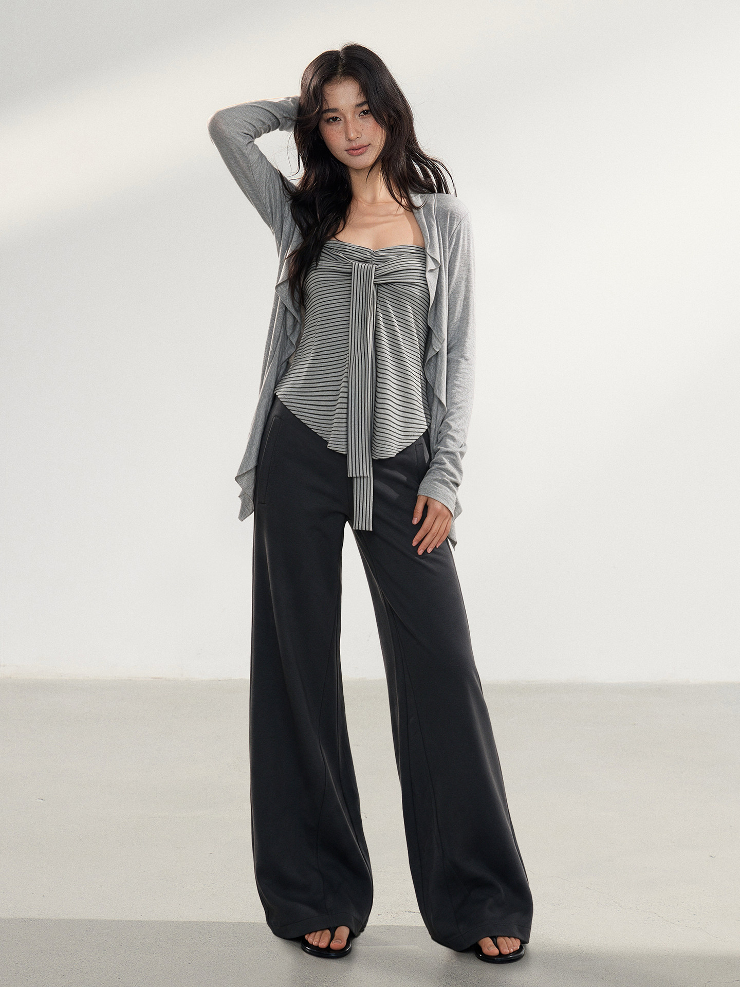 WITHMIN Dark Gray Straight-Leg Trousers