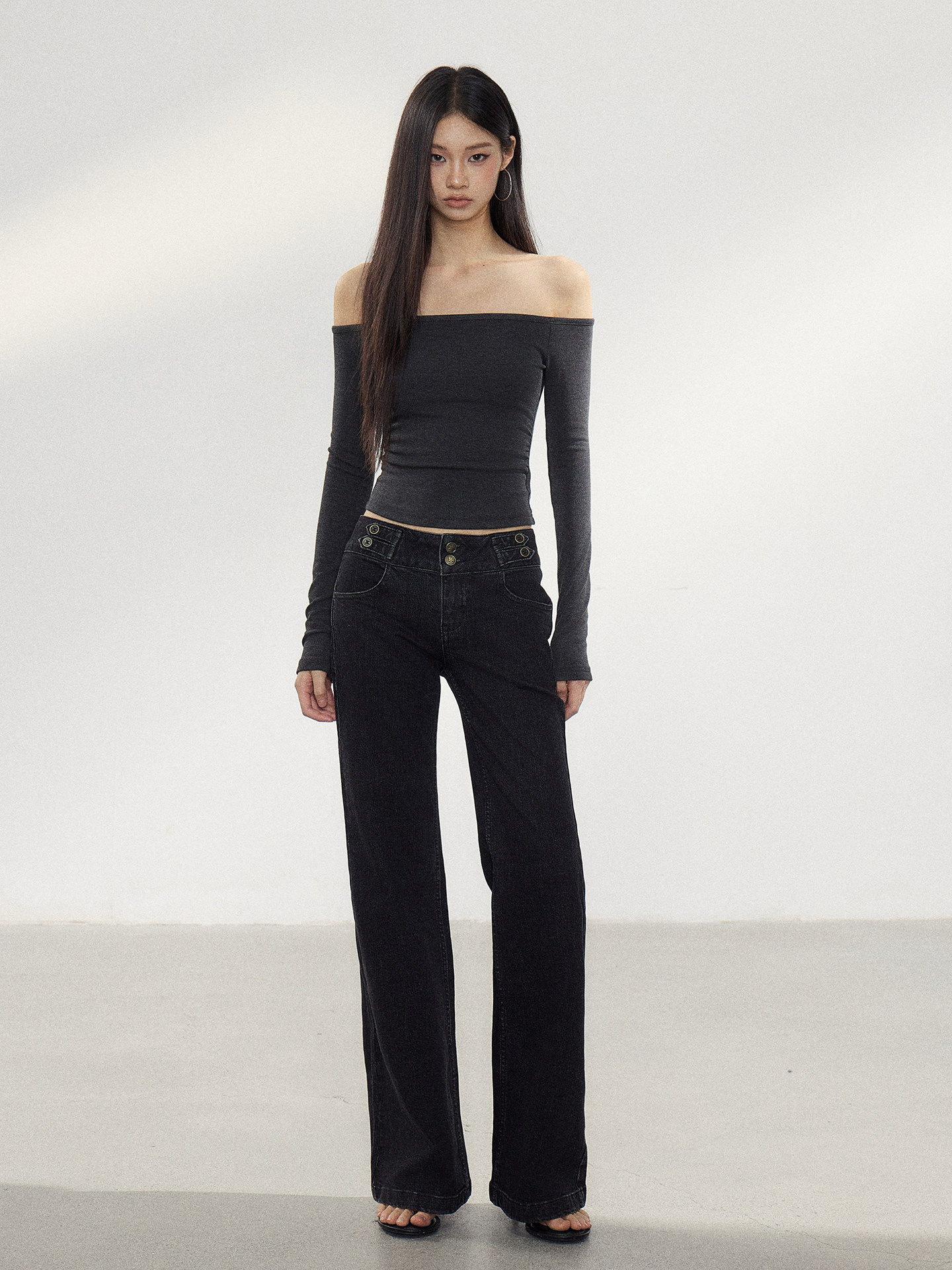 WITHMIN Black Low-Rise Flared Jeans
