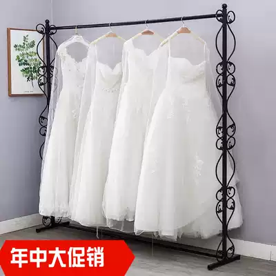 European-style iron wedding dress rack wedding photo studio display rack wedding shop high-end shelf cheongsam dress hanger