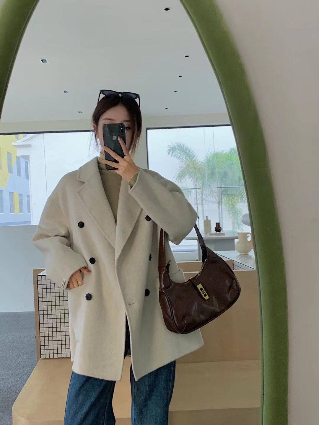 Women's Korean style loose double-breasted wool coat with large pockets and thin solid color all-match casual