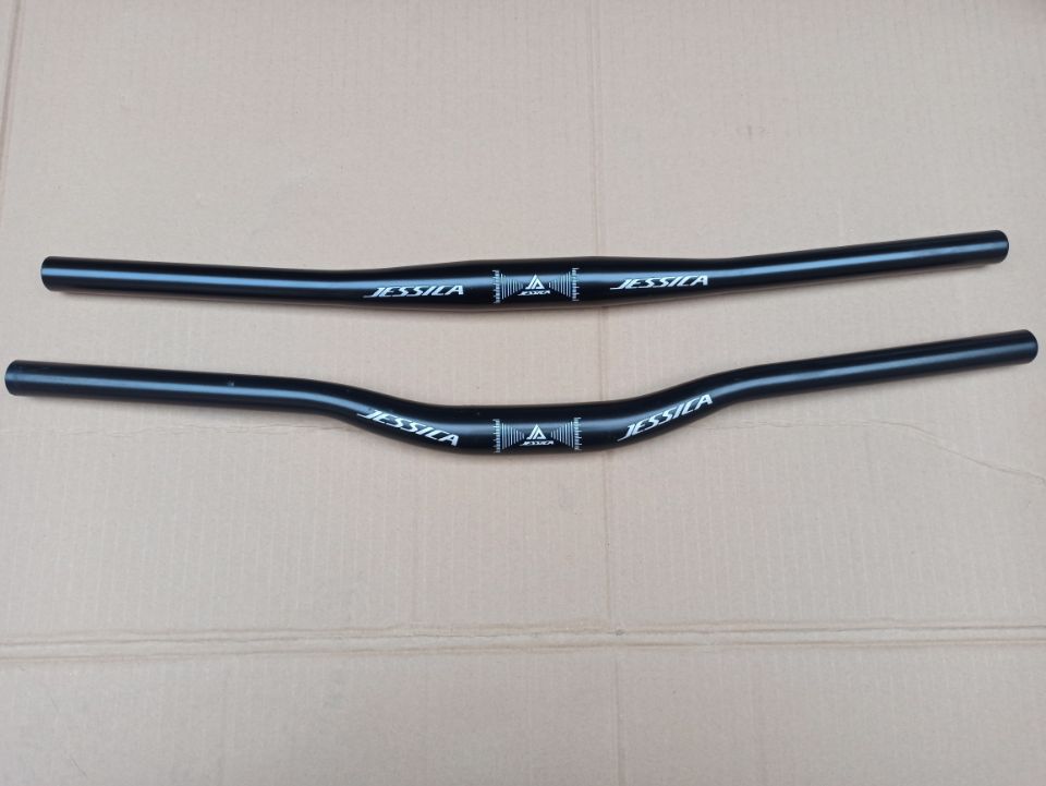 Mountain bike Aluminum alloy high-strength handlebar Horizontal swallow straight handlebar 31 8