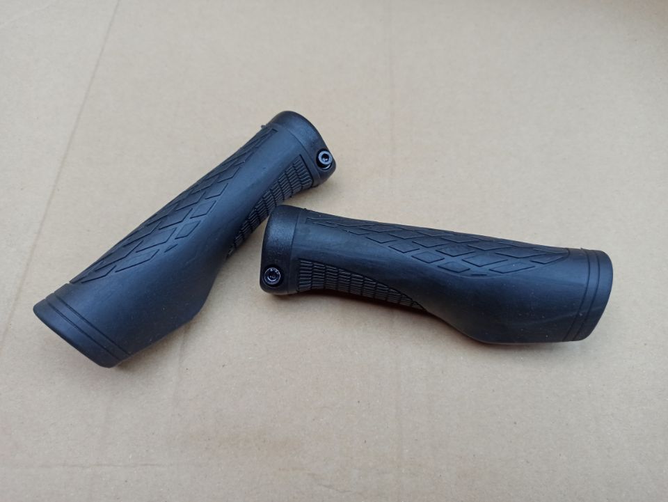 Taiwan Mountain Climbing Handle Roll - Handle Bicycle Man - Body Hold - and Folded Car Handle