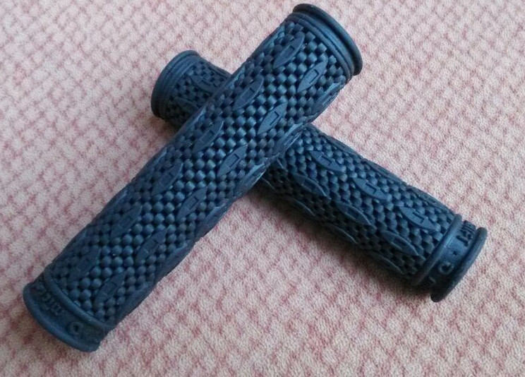 Poignées de vélo - Ref 2347884 Image 4