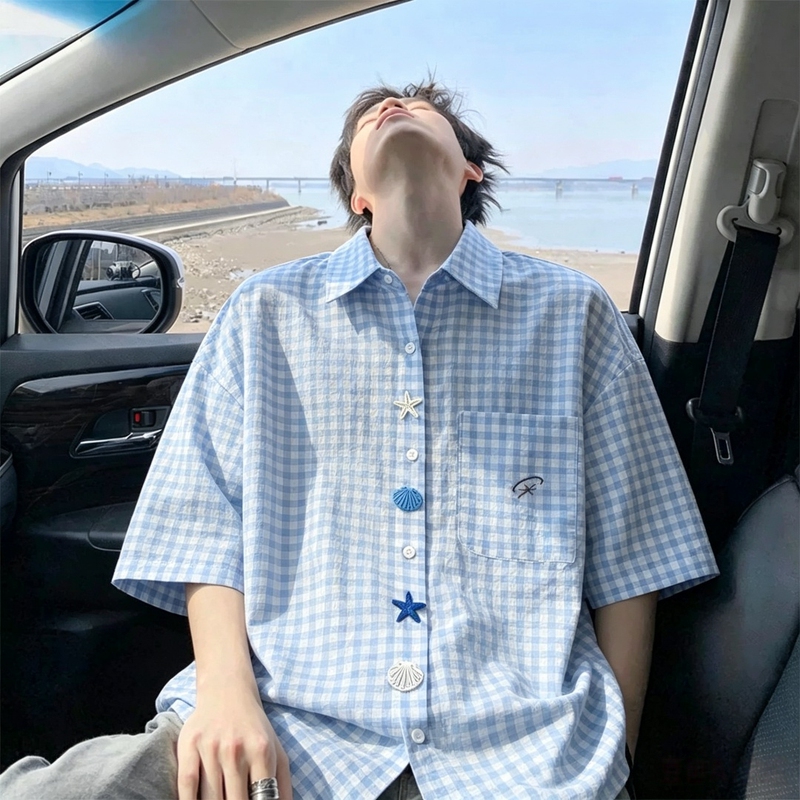 Summer 2026 New Style Blue Plaid Seersucker Shirt for Boys, American Casual Design Short-Sleeved Polo Shirt Summer 2026 New Style Blue Plaid Seersucker Shirt for Boys, American Casual Design Short-Sleeved Polo Shirt