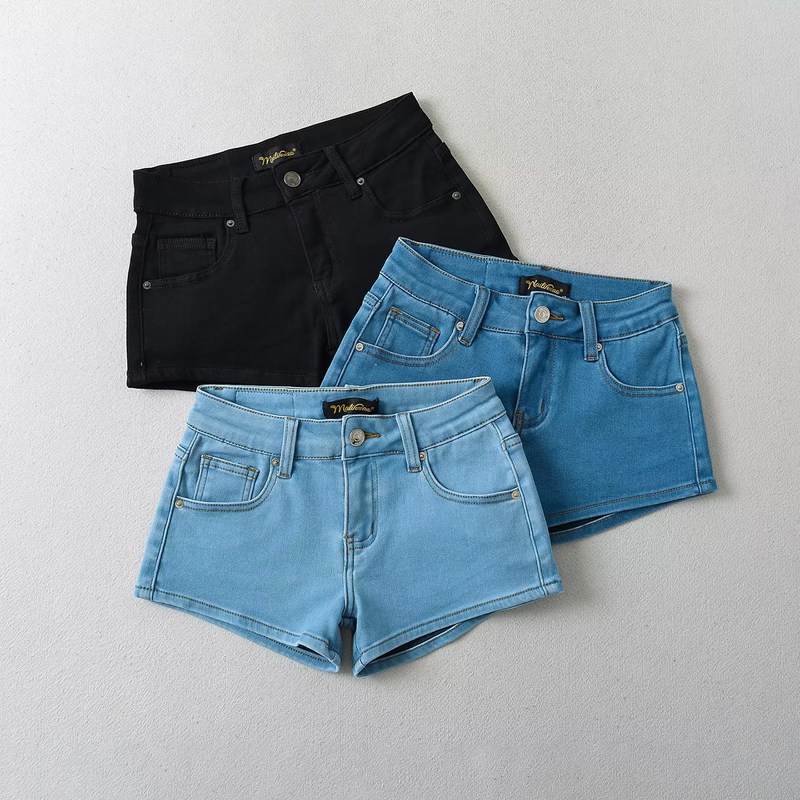 Trendy Low-Waisted Denim Shorts for Women, Slim Fit, Leg-Lengthening, Versatile, Stretchy, Hip-Hugging, Ultra-Short Hot Pants