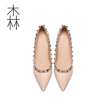 Single shoes women 2021 new spring and autumn joker pointed thick heel heel riveting shoes professional work nude high heels