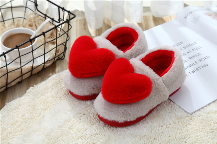 Dép cotton nữ mùa đông trong nhà trượt tuyết gia đình đôi nam nữ phiên bản Hàn Quốc của giày đế mềm đế dày dễ thương ấm áp tháng giày sandal nữ đế cao