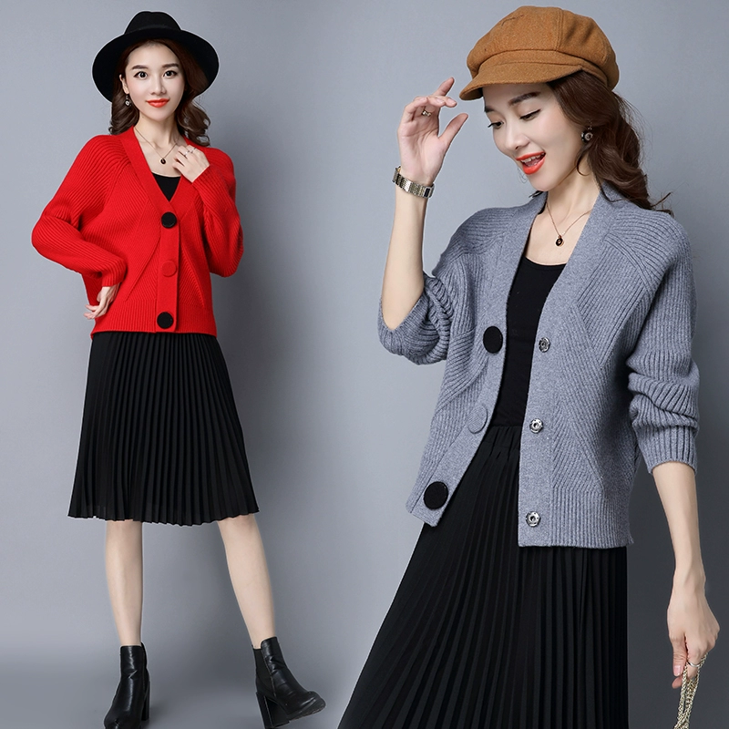 Cardigan mùa xuân và mùa thu phiên bản Hàn Quốc của phụ nữ mới cổ chữ V đan áo cánh dơi đan màu rắn thời trang áo khoác ngắn ngắn dày - Áo khoác ngắn