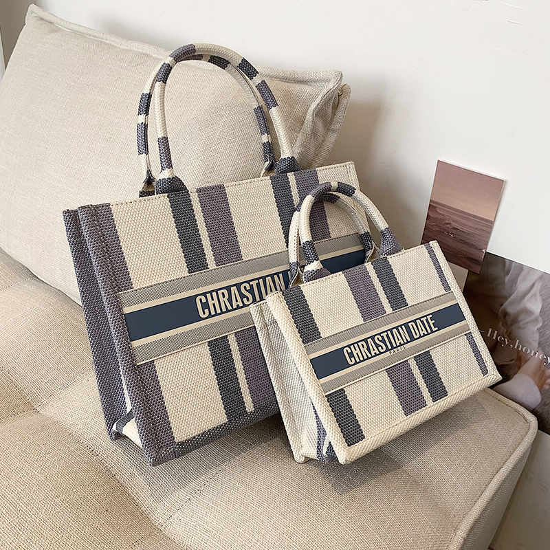 Large Capacity Packs Bag Women's Bag Summer 2021 New Tide Fashion 100 Hitch Sails Cloth Bag Mesh Red Hand Tete Bag