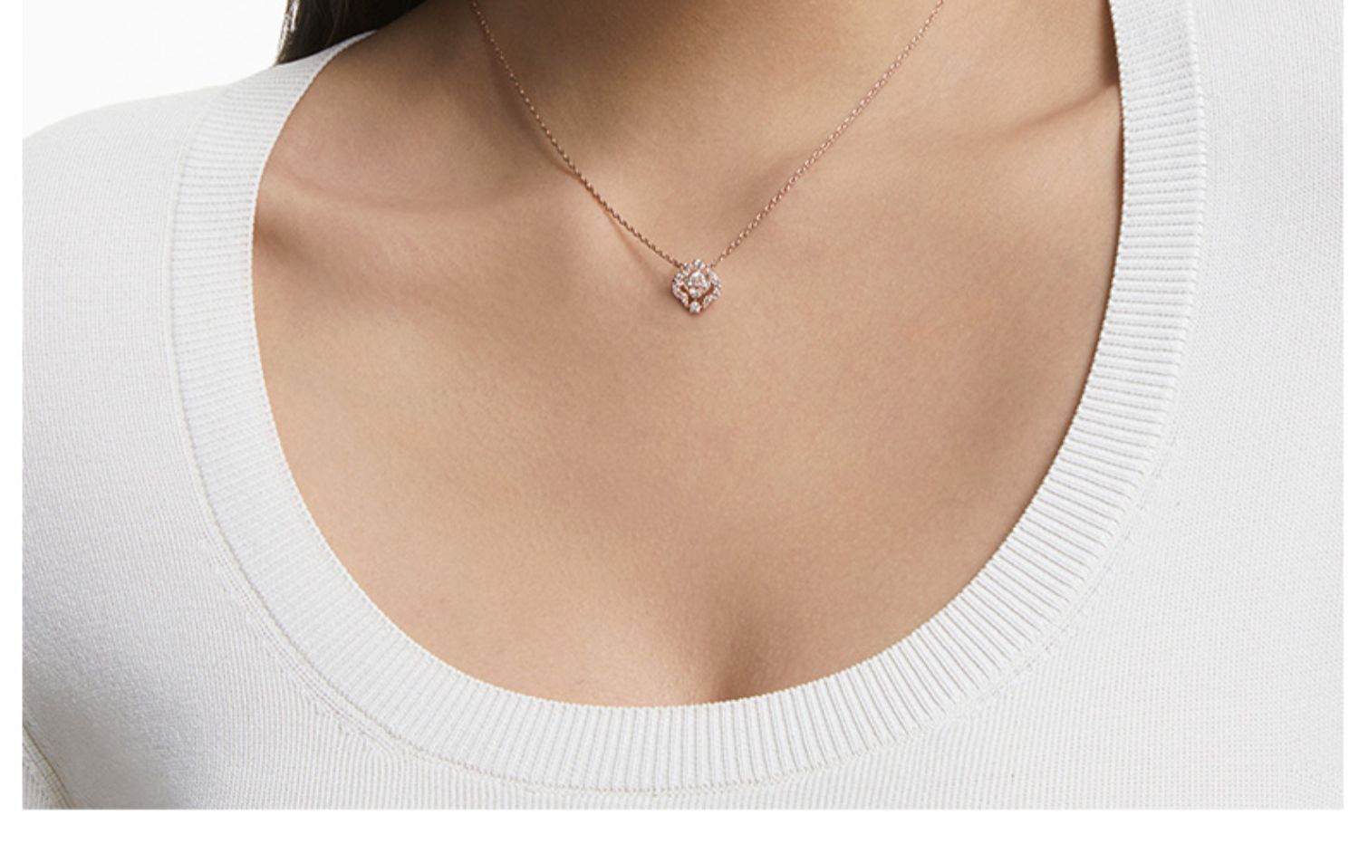 Swarovski 施华洛世奇 跳动的心四叶草项链 5642927 双重优惠折后￥525包邮 2色可选
