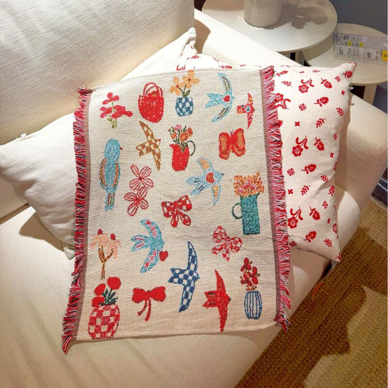 Cartoon Knitted Cute Little Blanket Tablecloth Placemat Sofa Armrest Towel Decorative Cloth Tapestry Tassel Wall Blanket Floor Mat Cartoon Knitted Cute Little Blanket Tablecloth Placemat Sofa Armrest Towel Decorative Cloth Tapestry Tassel Wall Blanket Floor Mat