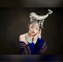 Aying Miao art colorful Guizhou national characteristics silver jewelry clothing horn performance headdress