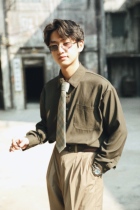 He Jianghai The same original 2019 spring and autumn season shirt casual retro long-sleeved port wind horizontal striped shirt men