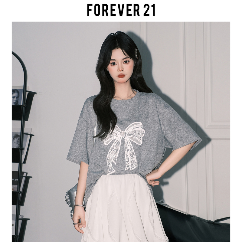 Forever21 Chic Gray Round Neck Short-Sleeved T-Shirt for Women, Beautiful Lace Bow, Korean Style Loose Top