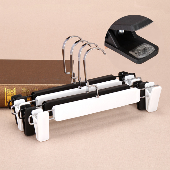 Special anti - slip plastic pants pants Clothing shop trousers for adult pants hang