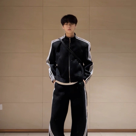 Agong Original Jk87 Cool Black Minimalist Style Sports Jacket Men's Cardigan Striped Patchwork Loose Casual Jacket Trendy