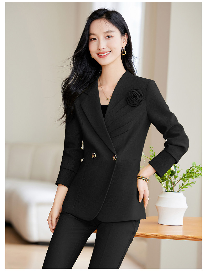 パンツセットアップ フラワーコサージュ付きダブルテーラードジャケットパンツセットアップ