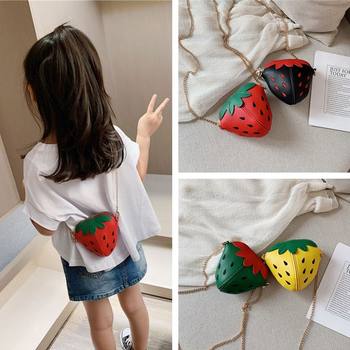 Children's Bag Girls Girls Girls Princess One Shoulder Messenger Bag 2023 New Strawberry Coin Purse Cute Accessories