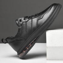 Leather mens shoes 2022 new autumn and winter trend of mens sports leisure shoes plus the shoes of men