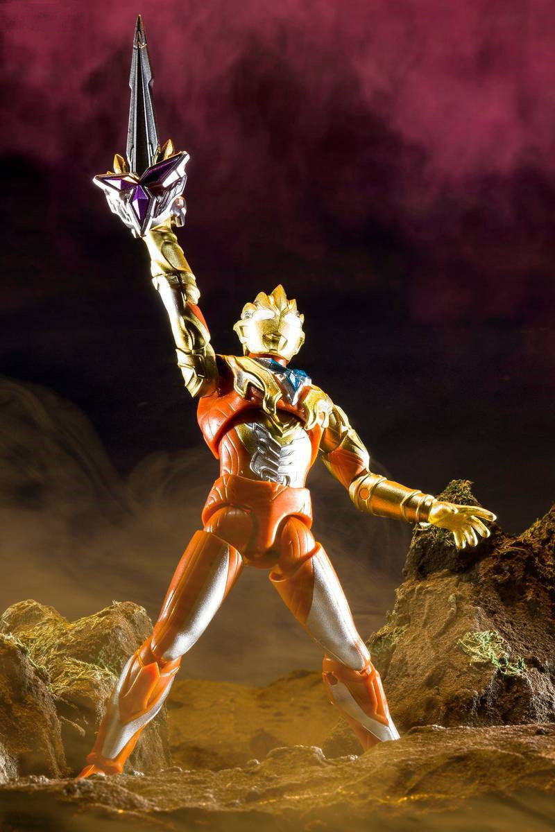 Ultraman игруша 万代奥特曼超动α4弹食玩强劲德凯闪耀特利迦怪兽杰顿泽塔玩具 Bandai