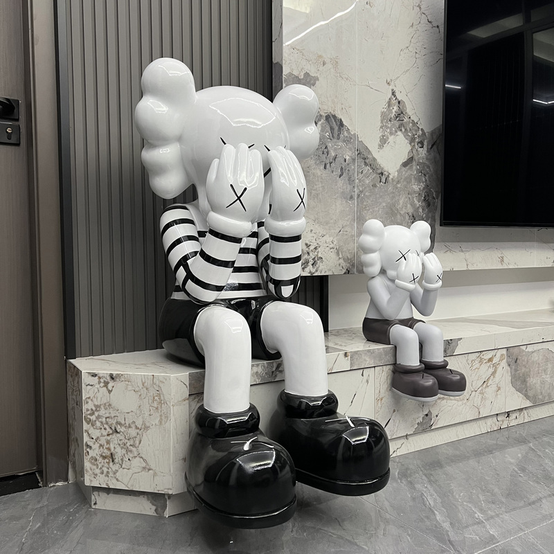Tv Cabinet Violent Bear Sitting Figurine Housewarming Gift Sesame Street Face-Covering Doll Living Room Decoration High-End