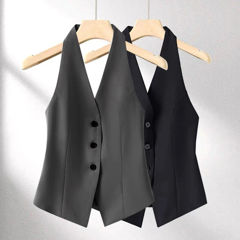 Summer Backless Halter Neck Vest for Women 2025 New Style Vest with Unique Design, Trendy and Breathable Small Waistcoat Summer Backless Halter Neck Vest for Women 2025 New Style Vest with Unique Design, Trendy and Breathable Small Waistcoat