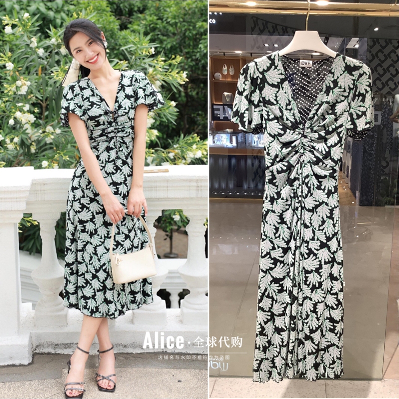 American Dvf25 Spring and Summer New Green Shadow Coral Leaf Double-Sided Printed Mesh V Neck Dress Liu Yifei's Same Style American Dvf25 Spring and Summer New Green Shadow Coral Leaf Double-Sided Printed Mesh V Neck Dress Liu Yifei's Same Style