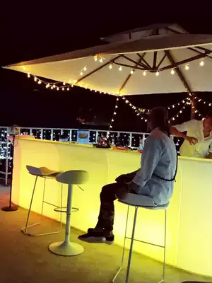 Bar luminous bar Commercial creative outdoor waterproof open-air balcony activity Water bar bartending Welcome front desk table and chair